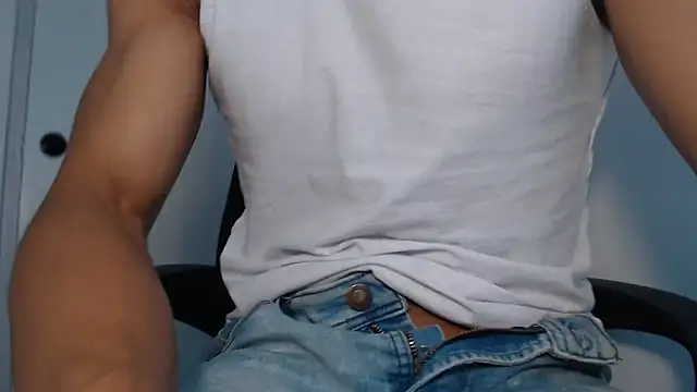 Jhonyblack 1 online show from 06-03-26, 02:33
