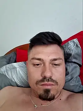 Snapshot of ionut_prince chatting on 05-06-26, 03:50 ionut prince online show from 05-06-26, 03:50