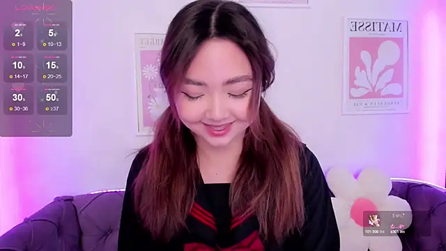 Snapshot of Fluffy_Rose chatting on 03-04-25, 08:24 Fluffy Rose online show from 03-04-25, 08:24