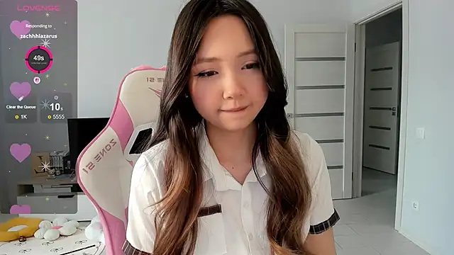 Fluffy Rose online show from 04-18-26, 03:21