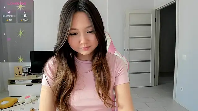 Fluffy Rose online show from 04-29-26, 09:46