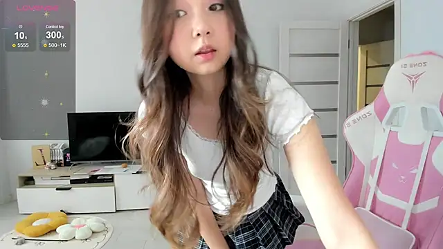 Fluffy Rose online show from 07-14-26, 01:08