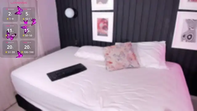 Snapshot of Paiige_peach chatting on 12-05-25, 07:43 Paiige peach online show from 12-05-25, 07:43