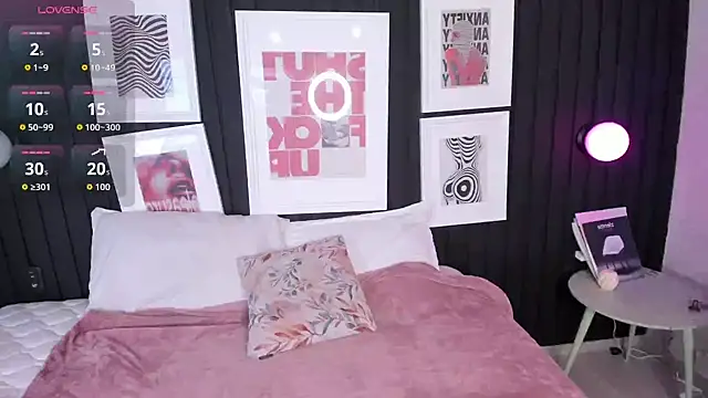 Snapshot of Kayla_stern_ chatting on 11-20-25, 07:35 Kayla stern online show from 11-20-25, 07:35