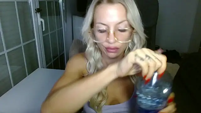 JuicyJanexo online show from 08-01-26, 04:12