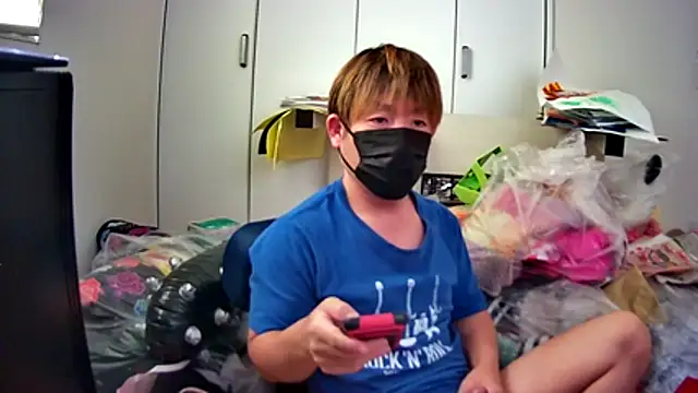 Osikokusama online show from 10-15-25, 02:01