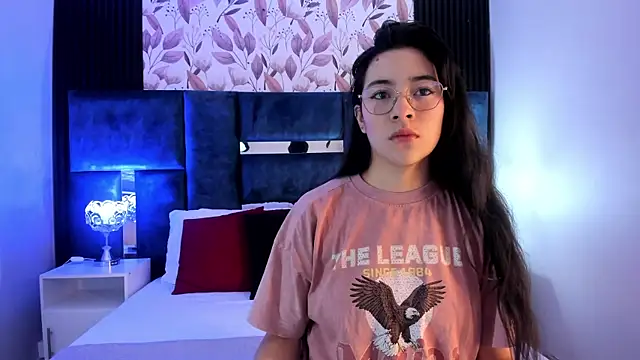 Susa1userma  online show from 04-27-26, 11:41