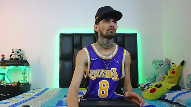 Brutal Sex Fucking online show from 06-12-26, 11:14