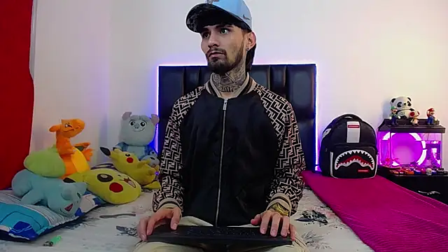 Snapshot of Brutal_Sex_Fucking chatting on 06-27-26, 04:28 Brutal Sex Fucking online show from 06-27-26, 04:28