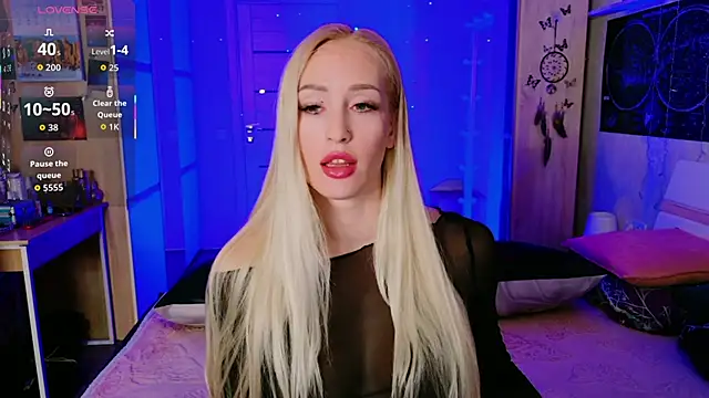 Snapshot of Evva_Ross chatting on 12-02-25, 05:19 Evva Ross online show from 12-02-25, 05:19