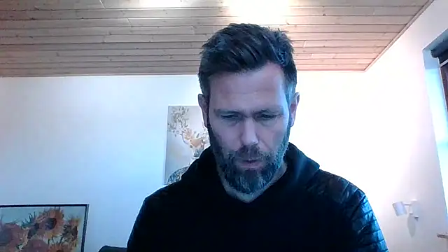 Snapshot of Gotta1 chatting on 12-20-24, 02:16 Gotta1 online show from 12-20-24, 02:16