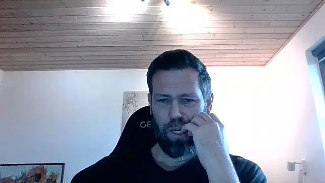Snapshot of Gotta1 chatting on 01-18-25, 10:39 Gotta1 online show from 01-18-25, 10:39