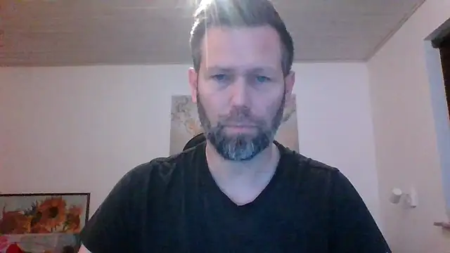 Snapshot of Gotta1 chatting on 12-19-25, 07:26 Gotta1 online show from 12-19-25, 07:26