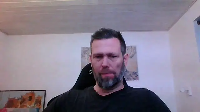 Snapshot of Gotta1 chatting on 02-05-26, 02:11 Gotta1 online show from 02-05-26, 02:11