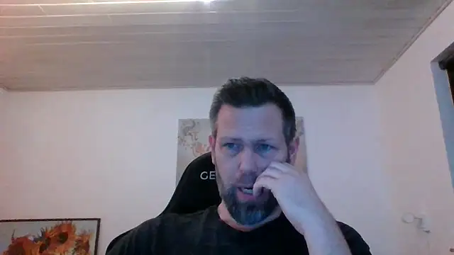 Snapshot of Gotta1 chatting on 02-22-26, 08:40 Gotta1 online show from 02-22-26, 08:40