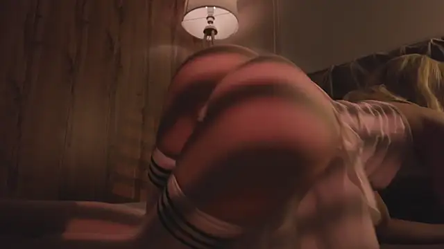 Snapshot of MariMaddison chatting on 11-22-25, 07:35 MariMaddison online show from 11-22-25, 07:35