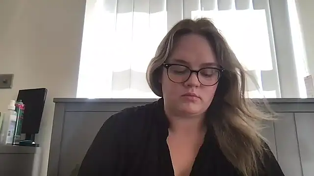 honeyyy24 online show from 07-25-26, 02:03