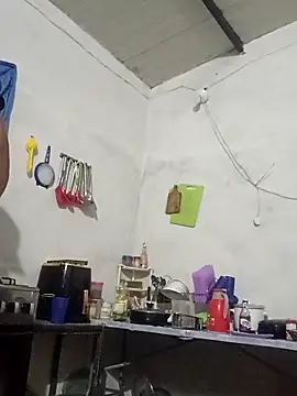 travieso2893 online show from 09-30-25, 03:22