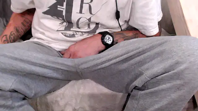 Snapshot of JohnnyKorrupt_ chatting on 10-10-25, 03:05 JohnnyKorrupt online show from 10-10-25, 03:05