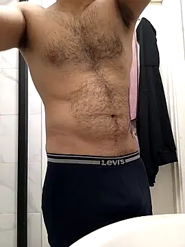 Snapshot of samcumms chatting on 02-16-25, 06:54 samcumms online show from 02-16-25, 06:54