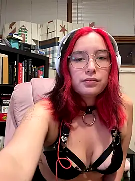 Wolfie star online show from 12-14-25, 06:30