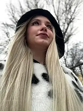 Milkyy wway online show from 03-03-25, 07:32