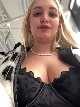 Milkyy wway online show from 03-03-25, 10:38