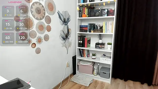 Snapshot of CrissNight chatting on 09-12-25, 08:03 CrissNight online show from 09-12-25, 08:03