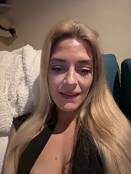 Lolitaxlola online show from 03-15-25, 11:28