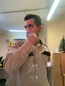 Snapshot of EnriquePersian197 chatting on 12-01-25, 11:21 EnriquePersian197 online show from 12-01-25, 11:21