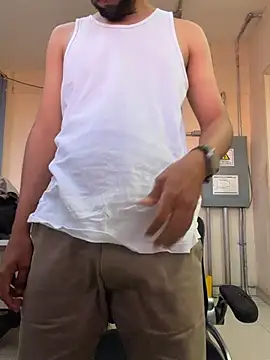 Snapshot of EnriquePersian197 chatting on 04-02-26, 10:18 EnriquePersian197 online show from 04-02-26, 10:18