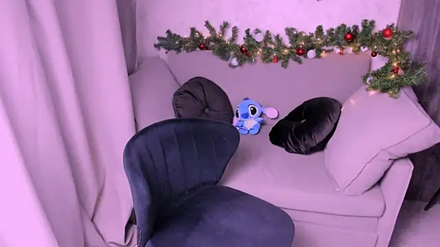 Snapshot of kirraa_ chatting on 12-09-24, 10:52 kirraa  online show from 12-09-24, 10:52