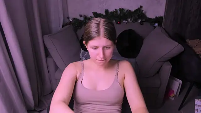 Snapshot of kirraa_ chatting on 12-21-24, 12:53 kirraa  online show from 12-21-24, 12:53