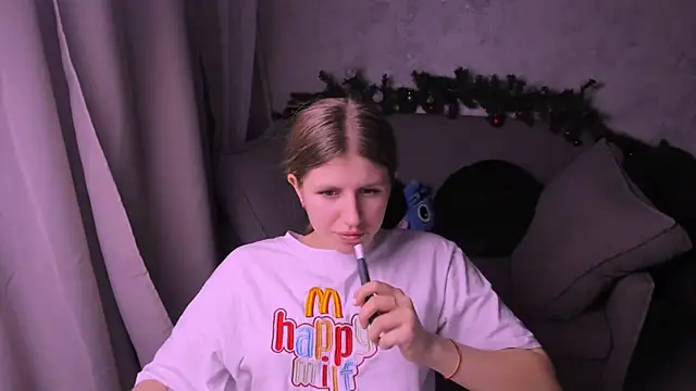 Snapshot of kirraa_ chatting on 12-29-24, 01:13 kirraa  online show from 12-29-24, 01:13