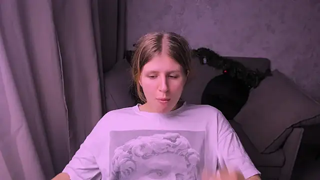 Snapshot of kirraa_ chatting on 01-05-25, 09:14 kirraa  online show from 01-05-25, 09:14