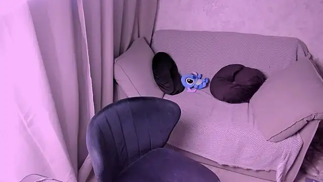 Snapshot of kirraa_ chatting on 02-23-25, 07:49 kirraa  online show from 02-23-25, 07:49