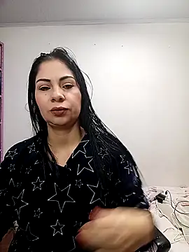 saralunabella online show from 10-19-25, 07:25