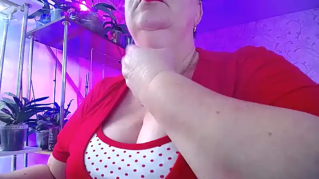  Sweet Woman online show from 11-18-25, 08:19