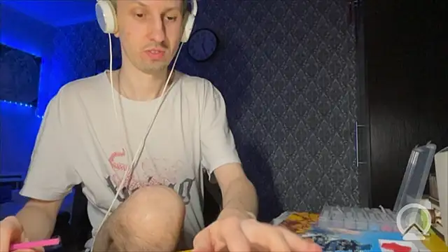 Snapshot of Aki-Laky chatting on 03-18-26, 07:28 Aki-Laky online show from 03-18-26, 07:28