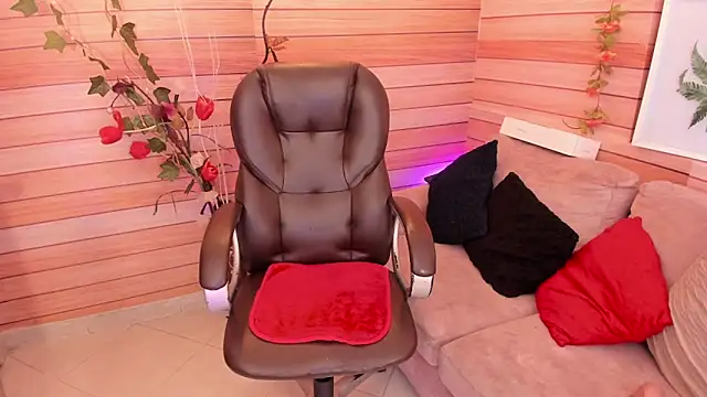 Snapshot of marien_thomson_ chatting on 03-15-25, 10:55 marien thomson online show from 03-15-25, 10:55