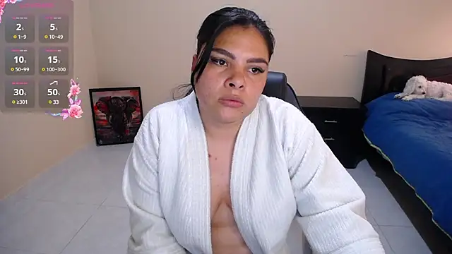 Snapshot of goddess_valXX chatting on 02-26-25, 07:05 goddess valXX online show from 02-26-25, 07:05