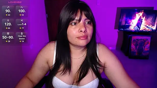 Snapshot of goddess_valXX chatting on 12-14-25, 01:11 goddess valXX online show from 12-14-25, 01:11