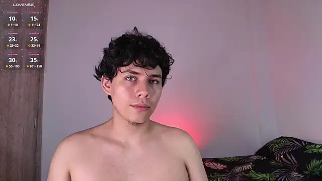 Snapshot of Naytoon__lex chatting on 05-14-26, 02:46 Naytoon lex online show from 05-14-26, 02:46