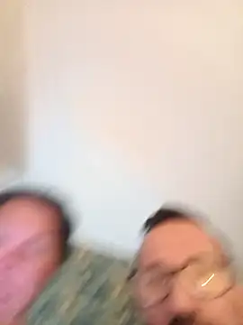 Snapshot of Porco81cazzo chatting on 11-21-25, 08:40 Porco81cazzo online show from 11-21-25, 08:40