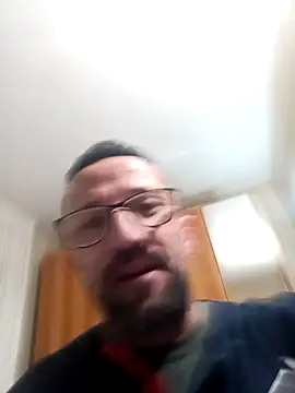 Snapshot of Porco81cazzo chatting on 11-23-25, 03:12 Porco81cazzo online show from 11-23-25, 03:12