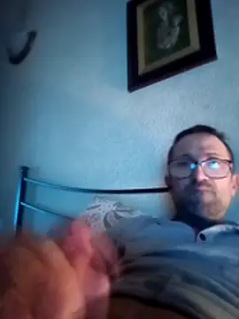 Snapshot of Porco81cazzo chatting on 01-08-26, 12:02 Porco81cazzo online show from 01-08-26, 12:02