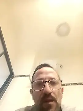 Snapshot of Porco81cazzo chatting on 01-11-26, 09:47 Porco81cazzo online show from 01-11-26, 09:47