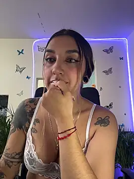 Snapshot of Lia-mitch chatting on 03-13-26, 07:09 Lia-mitch online show from 03-13-26, 07:09