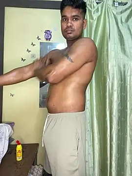 Snapshot of loveboyrp chatting on 03-09-25, 02:39 loveboyrp online show from 03-09-25, 02:39