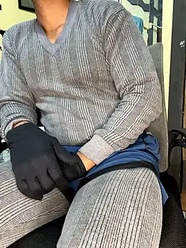 Snapshot of loveboyrp chatting on 01-09-26, 02:36 loveboyrp online show from 01-09-26, 02:36